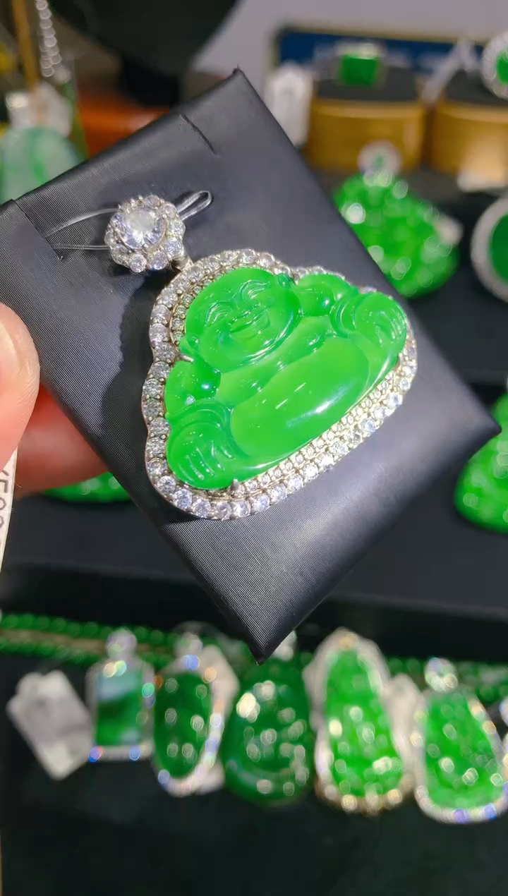 【闪购商品】翡翠颈饰银S925镶嵌47一季