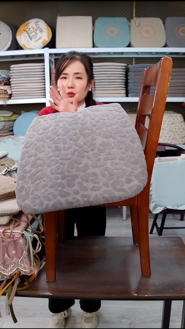 布石头记忆棉：灰色4个