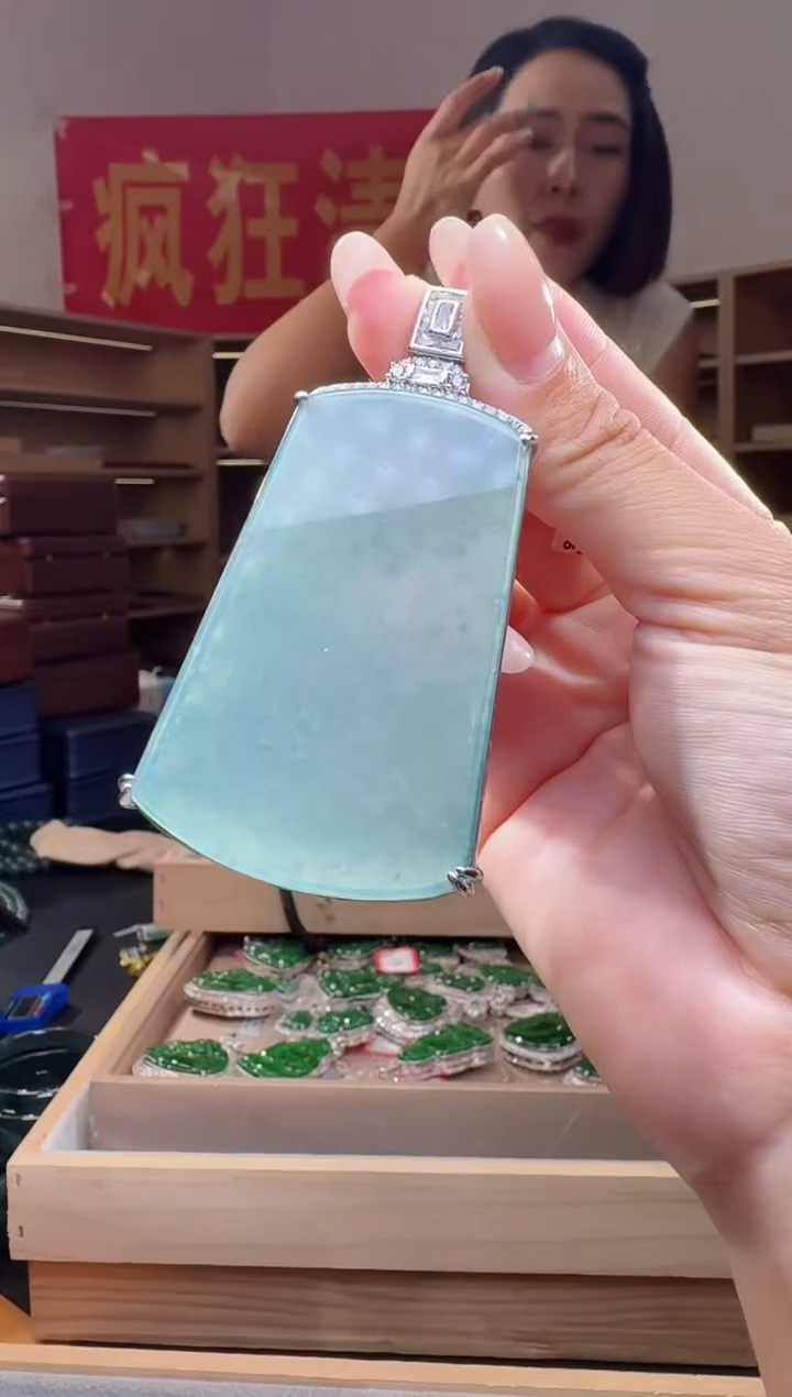 定制翡翠合金纯天然A货翡翠无事牌（多样性发其一）