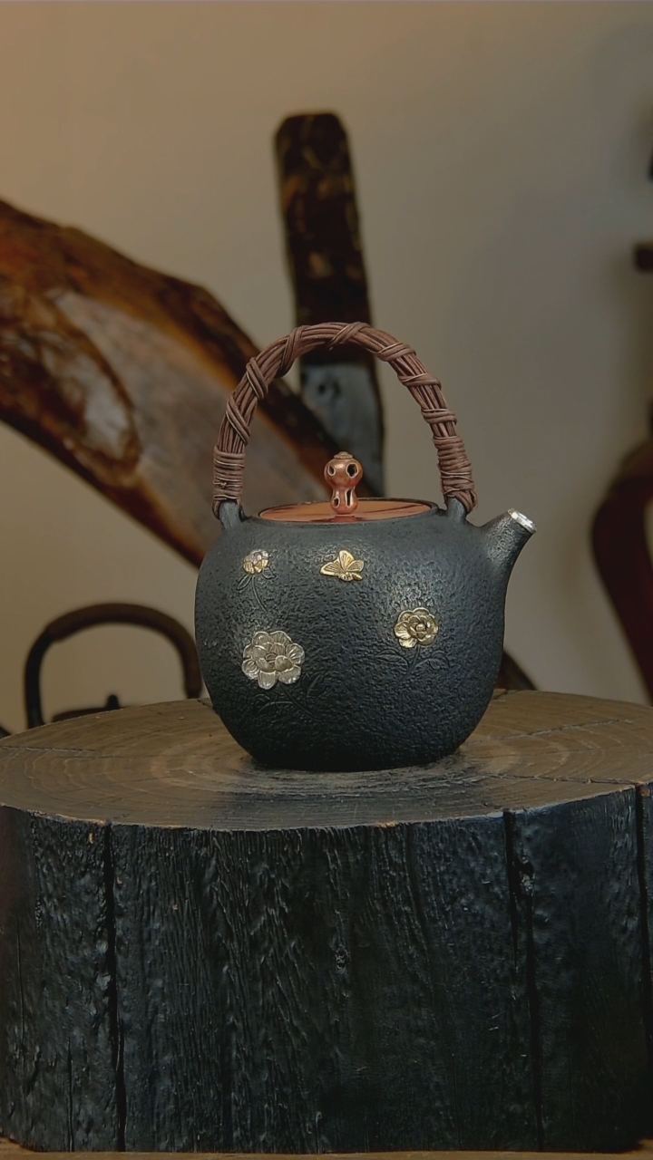 人不正经，壶。正经。。。。