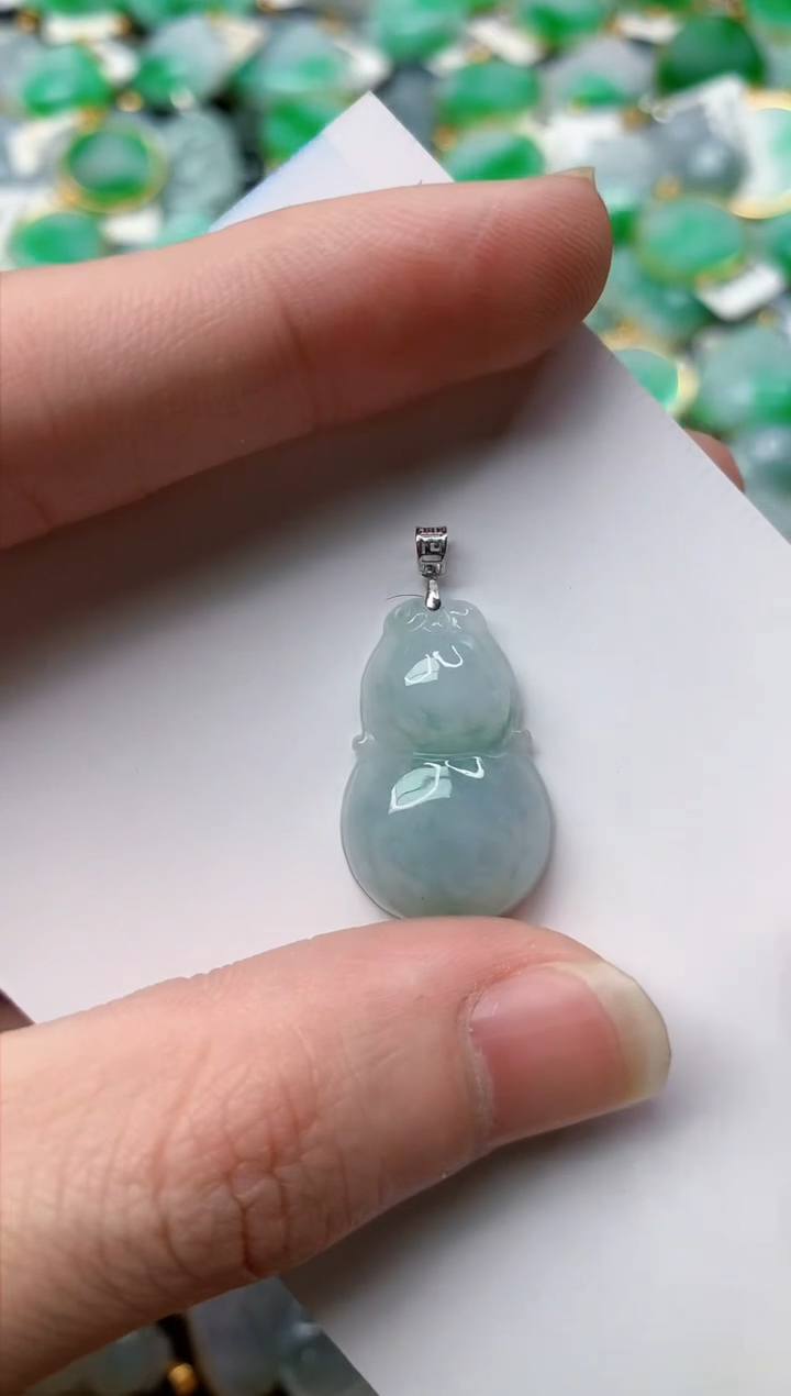 【闪购商品】翡翠颈饰18K金镶嵌85.........