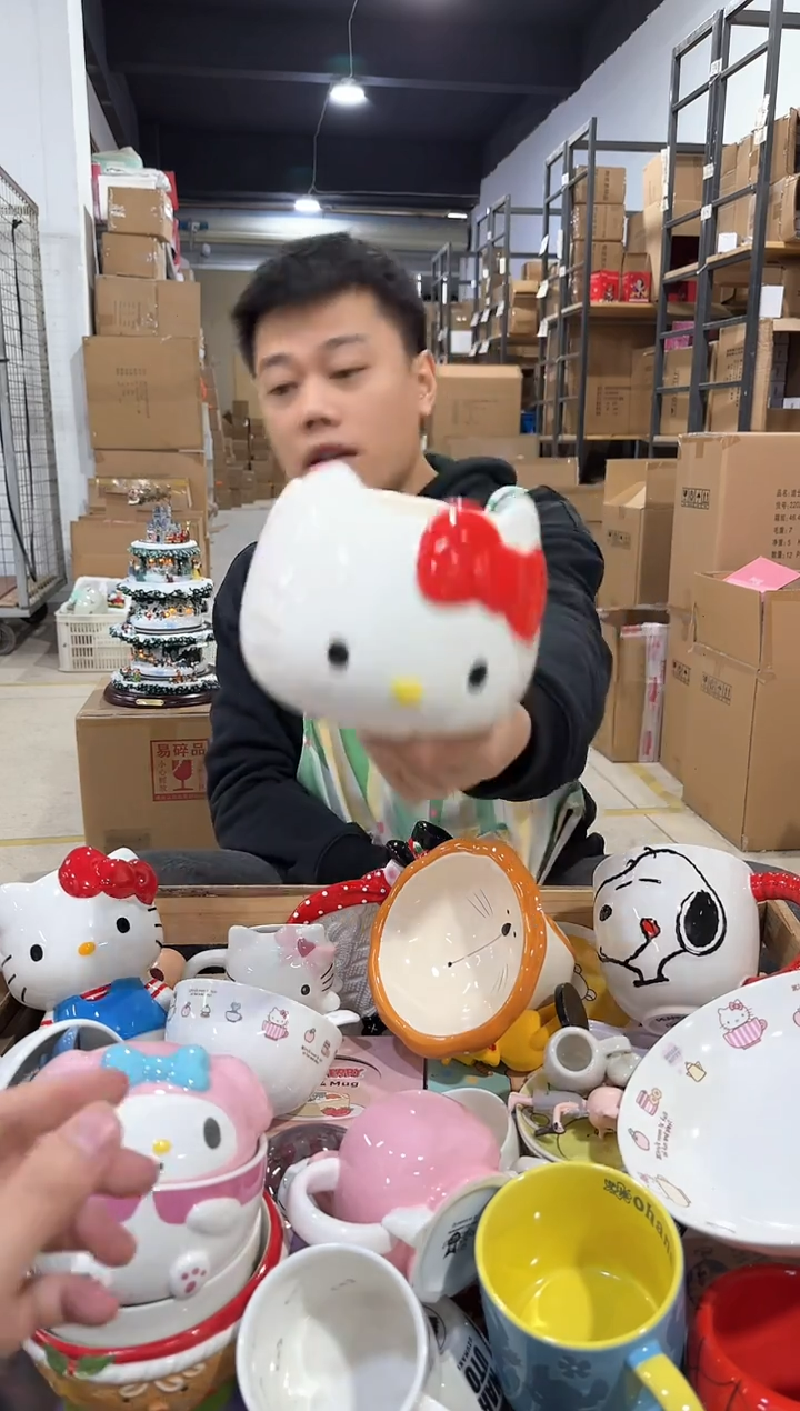 瓷片kt猫拉面碗  微瑕