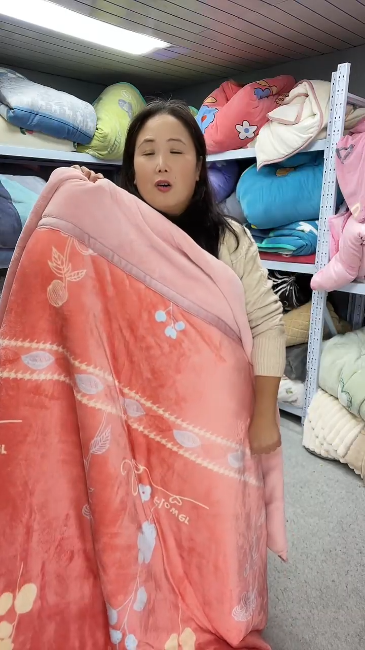 牛奶绒200+230被子