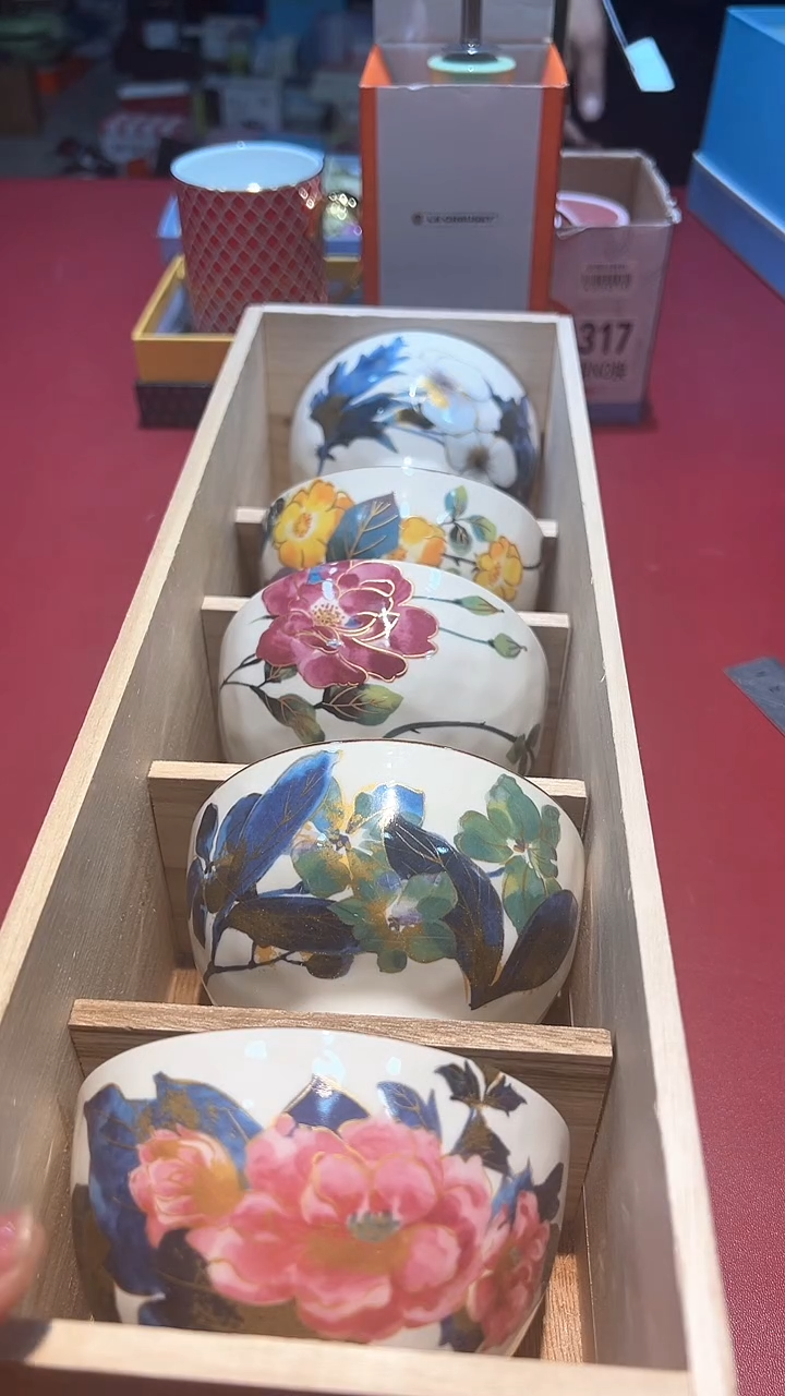 【闪购商品】瓷片锅碗瓢盆一件不剩