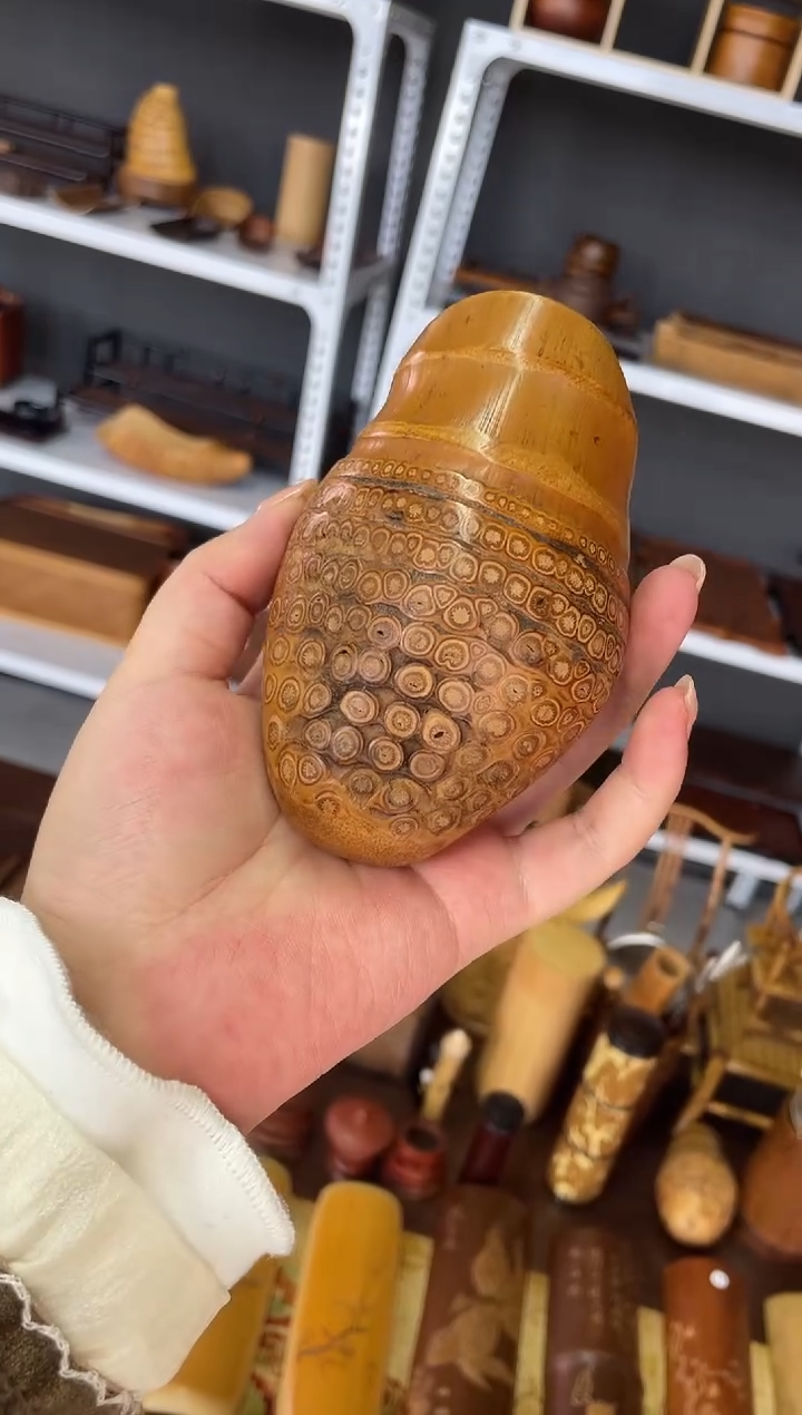 竹根茶则纯手工制作