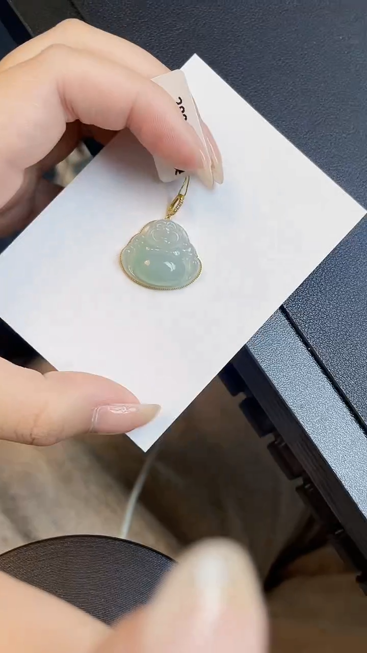 【闪购商品】翡翠颈饰未镶嵌00000000