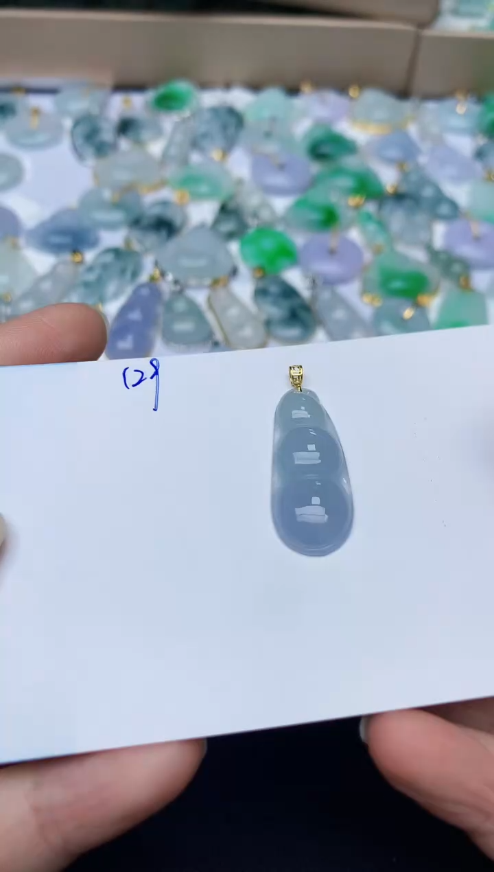 【闪购商品】翡翠颈饰18K金镶嵌天然翡翠A货  