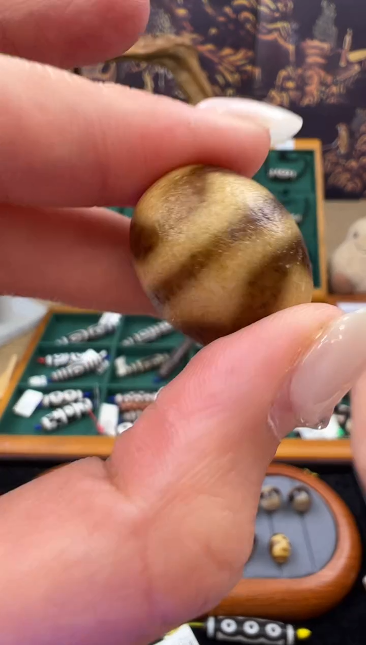 玛瑙/玉髓吊坠(不含链)未镶嵌58.（微瑕）