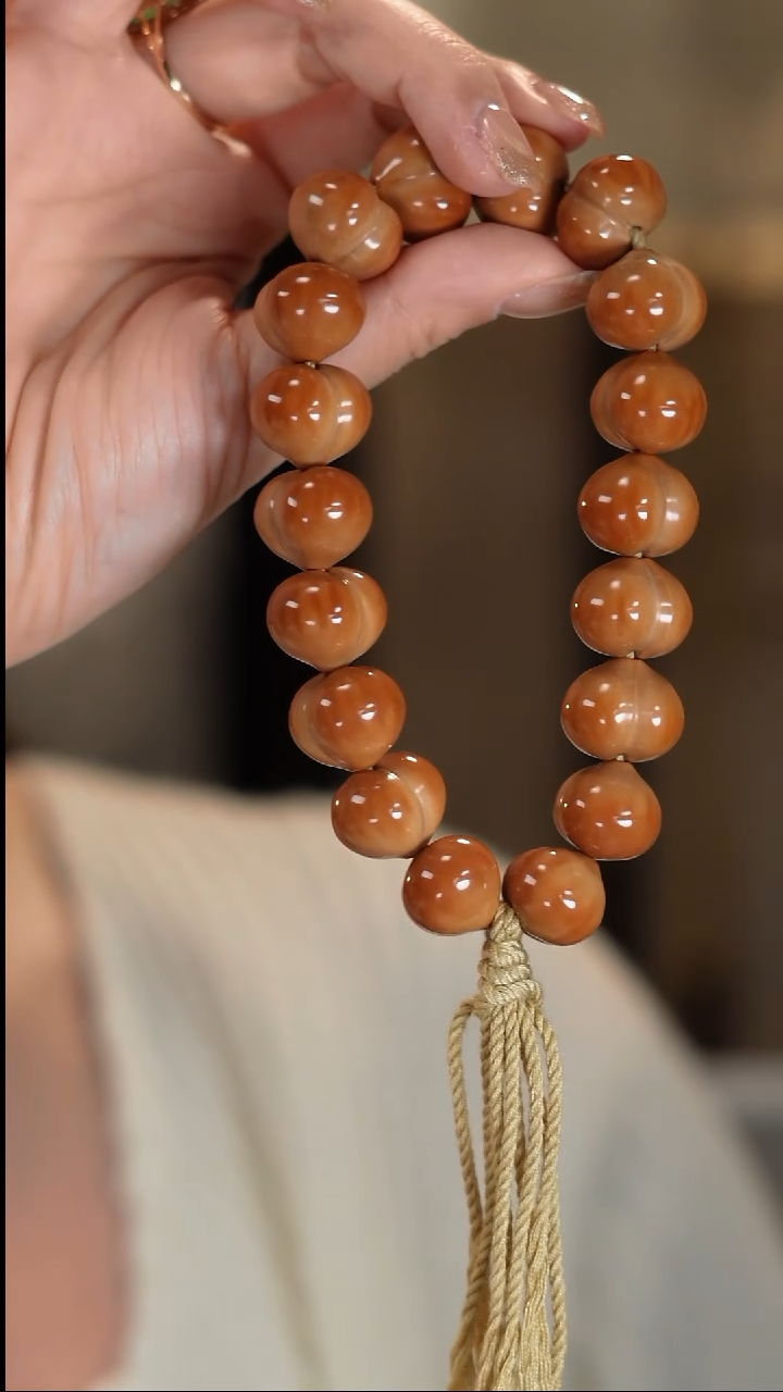 无非金属盈旋小店手串