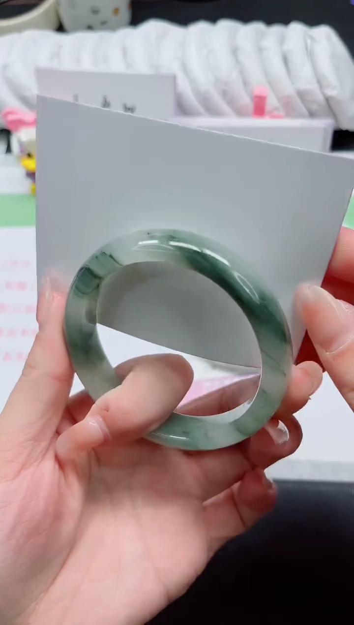 【闪购商品】石英质玉手镯未镶嵌315