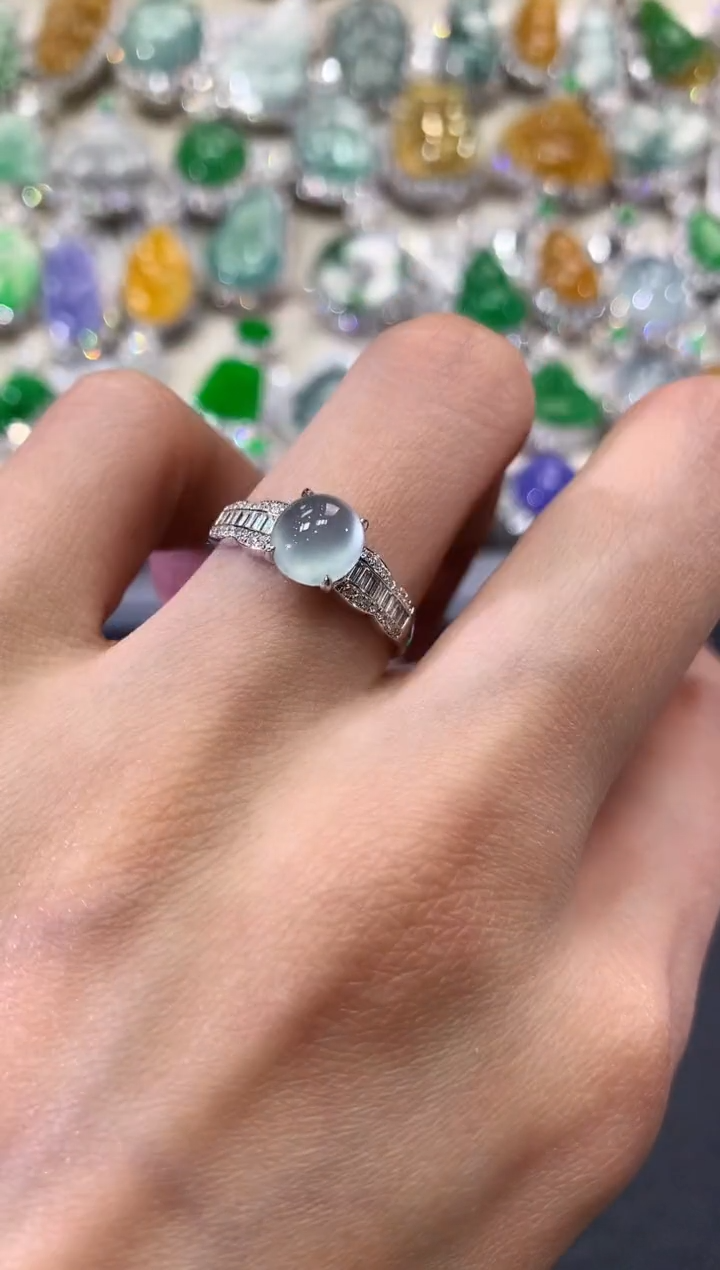 【闪购商品】翡翠戒指18K金镶嵌w14       