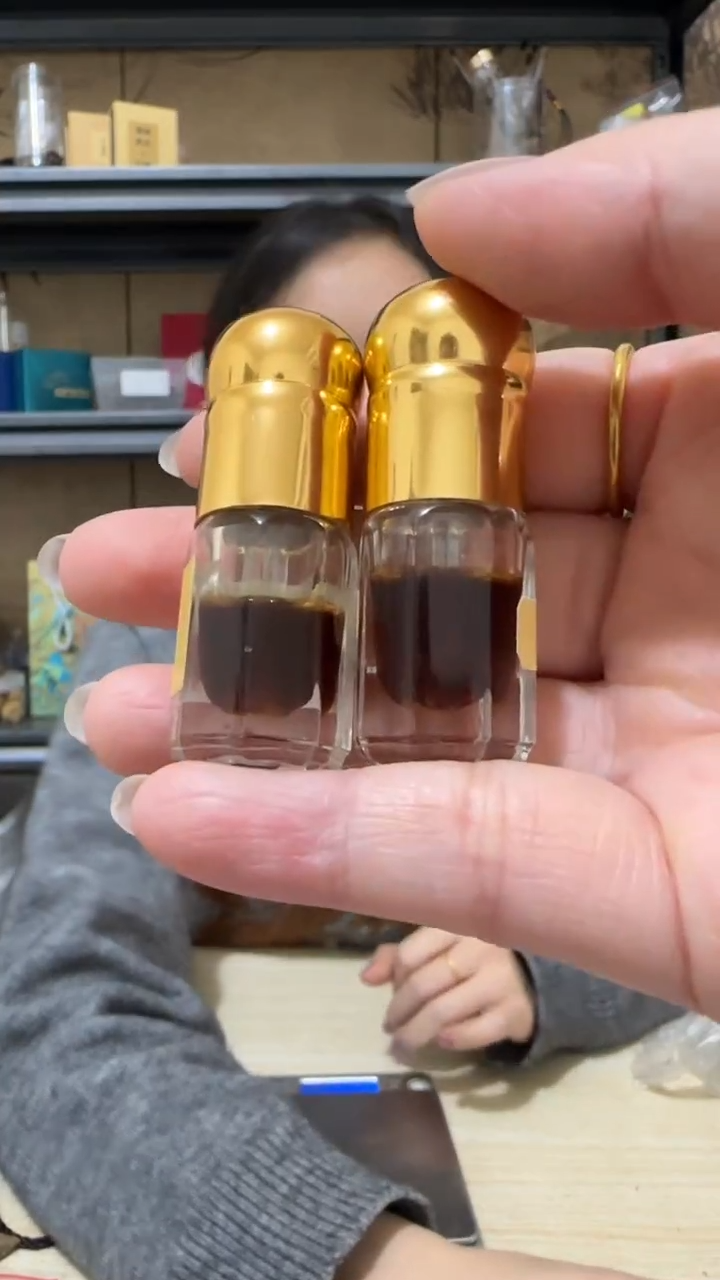 【闪购商品】沉香沉香精油超临界紫棋+黑棋精油各1克