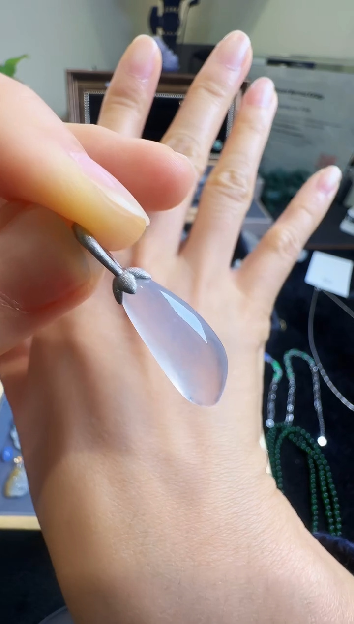 【闪购商品】翡翠颈饰18K金镶嵌00001900