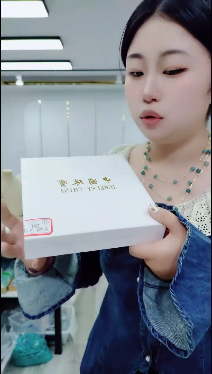 树脂制品1167白色方盒