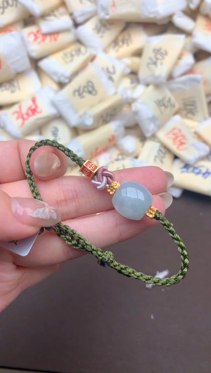 【闪购商品】翡翠挂件未镶嵌— 