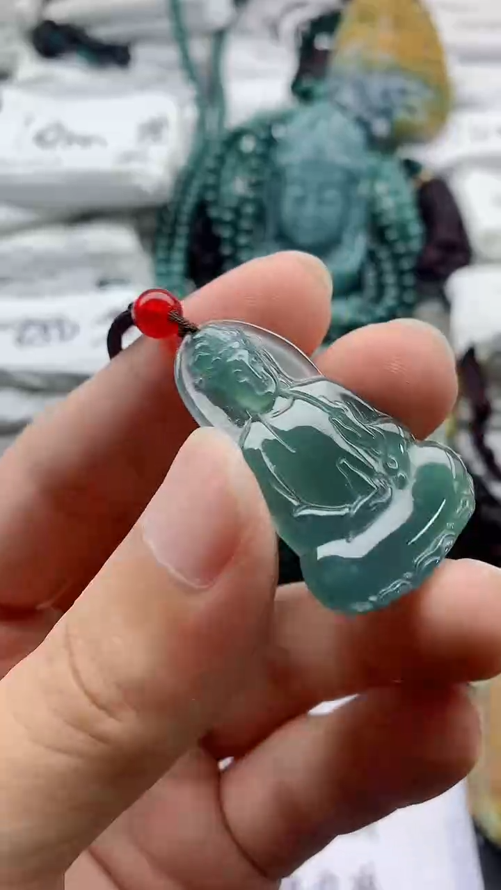 翡翠未镶嵌颈饰555555555555