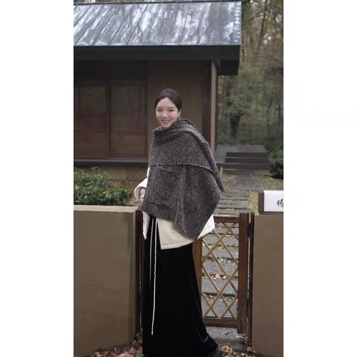 Romantic Snowland小闪浪漫雪域 牦牛绒手纺纱莼手编针织围巾披肩