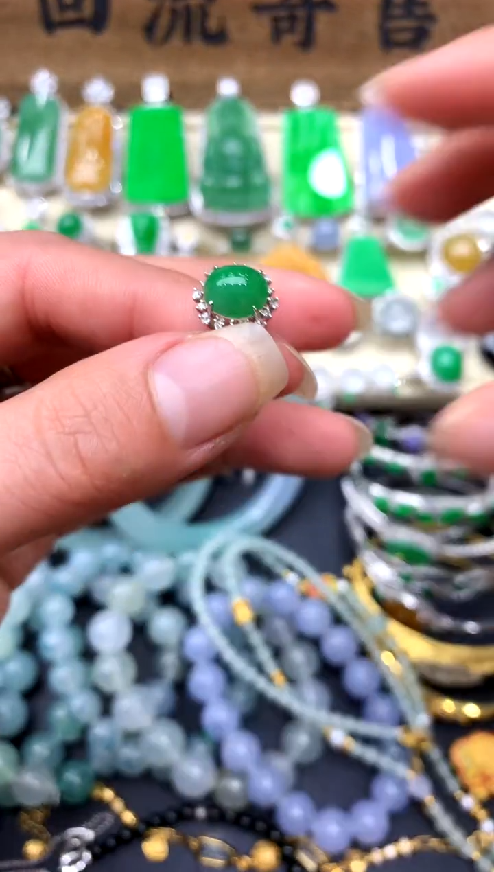 【闪购商品】翡翠戒指18K金镶嵌125-中国好珍宝