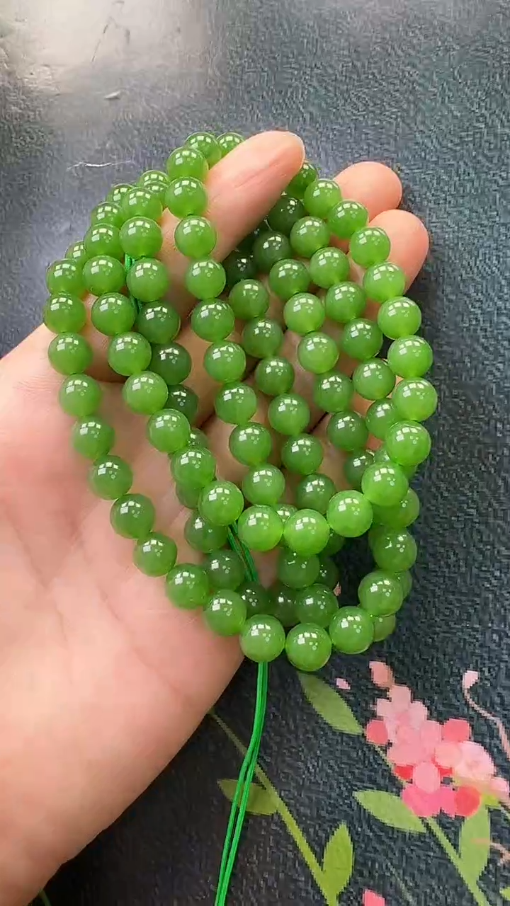 和田玉未镶嵌颈饰项链