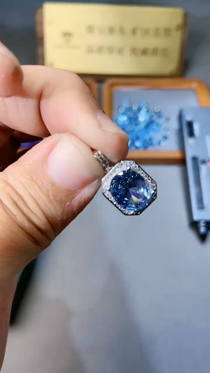 【闪购商品】海蓝宝石颈饰银S925镶嵌354