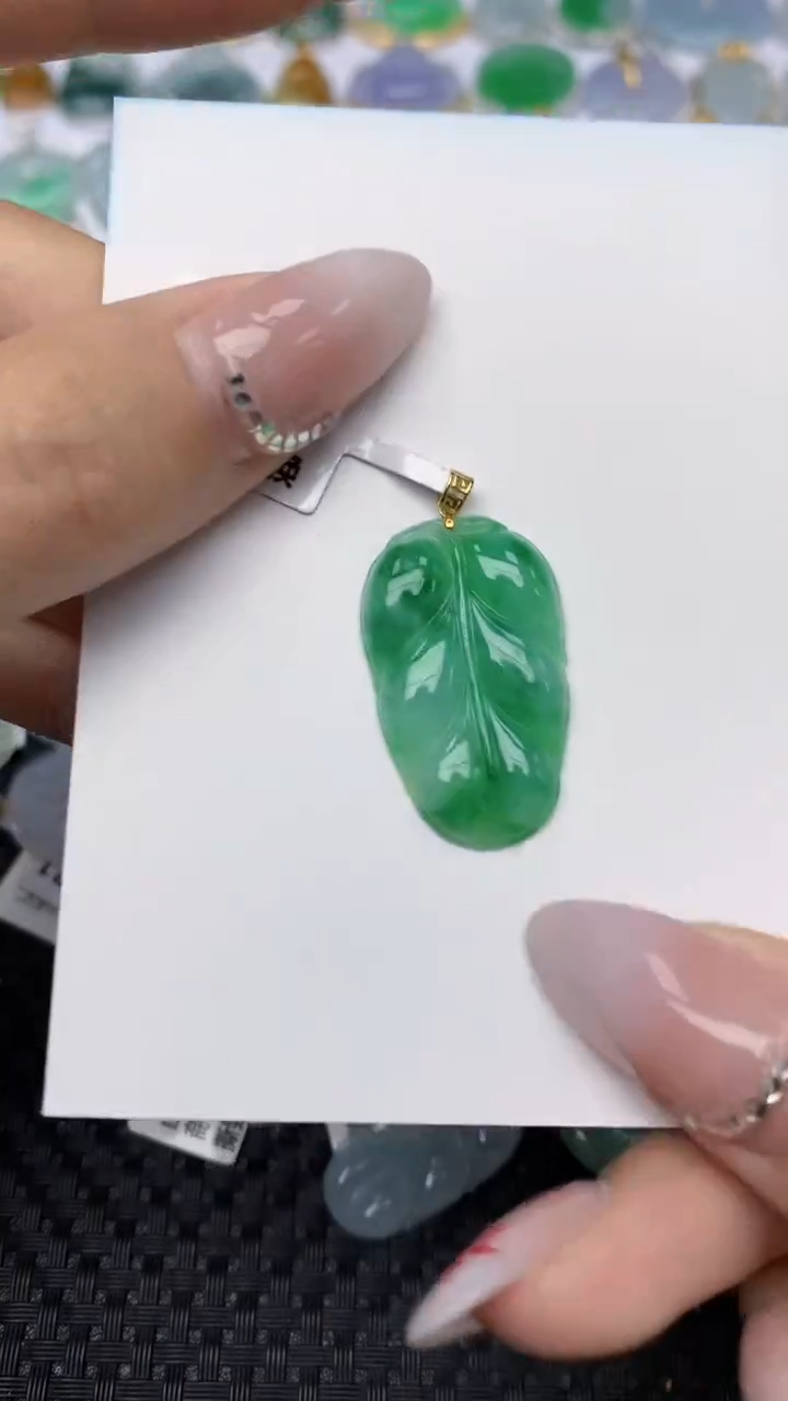 【闪购商品】翡翠颈饰18K金镶嵌 天然翡翠A货，