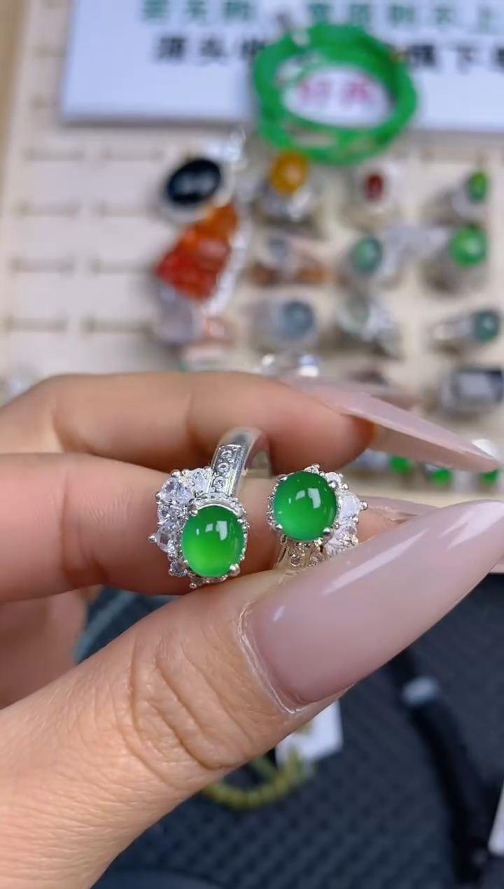 【闪购商品】定制翡翠未镶嵌天然A货翡翠210