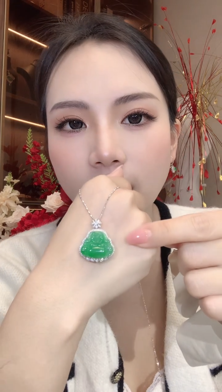 【闪购商品】翡翠吊坠(不含链)18K金镶嵌A21