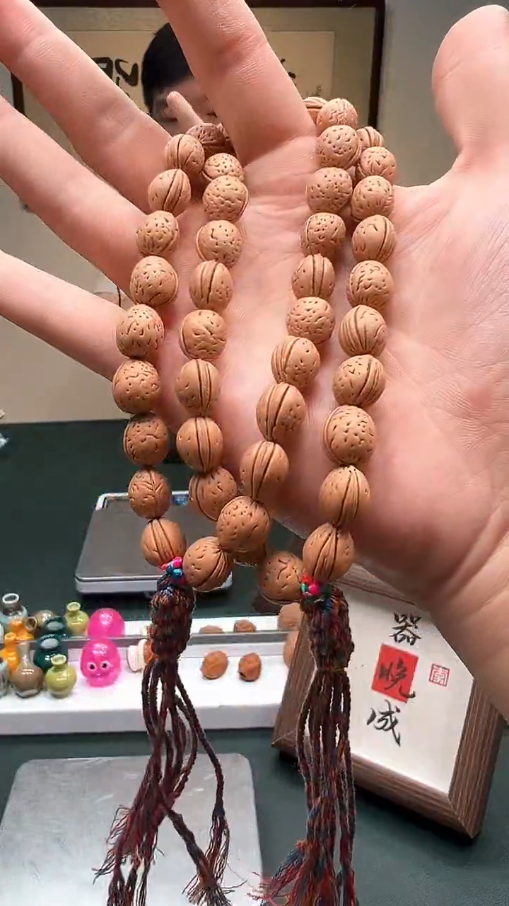 手串桃核10-11mm+头尾无修原皮桃核手持