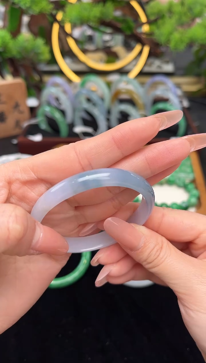 未镶嵌手镯翡翠若*汐手镯