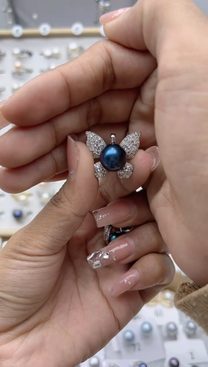 【闪购商品】淡水珍珠耳饰合金0.0