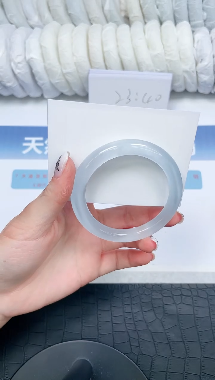 【闪购商品】石英质玉手镯未镶嵌434-55