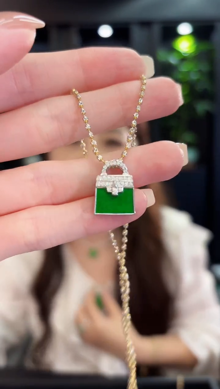 吊坠(不含链)未镶嵌翡翠缅料A货/多样性发货/一件