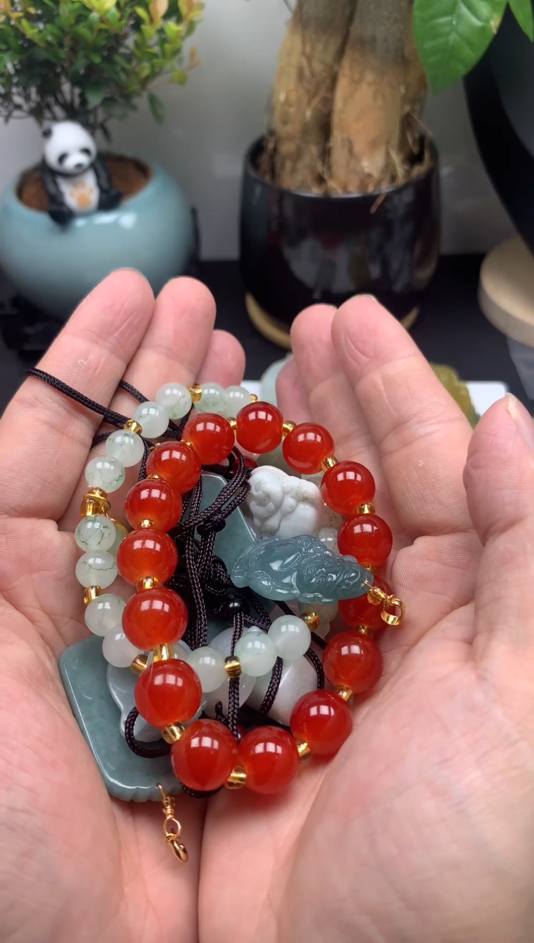 颈饰未镶嵌翡翠吊坠