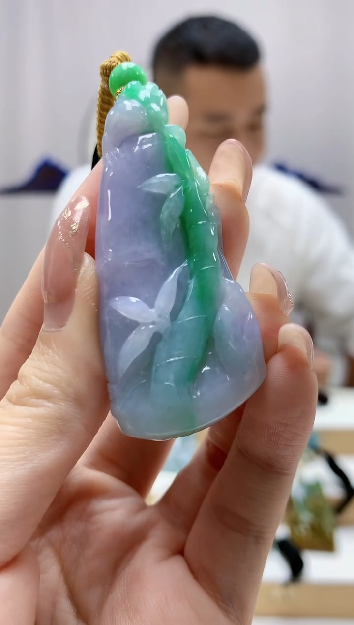 未镶嵌定制翡翠4898jw-毛货挂件82