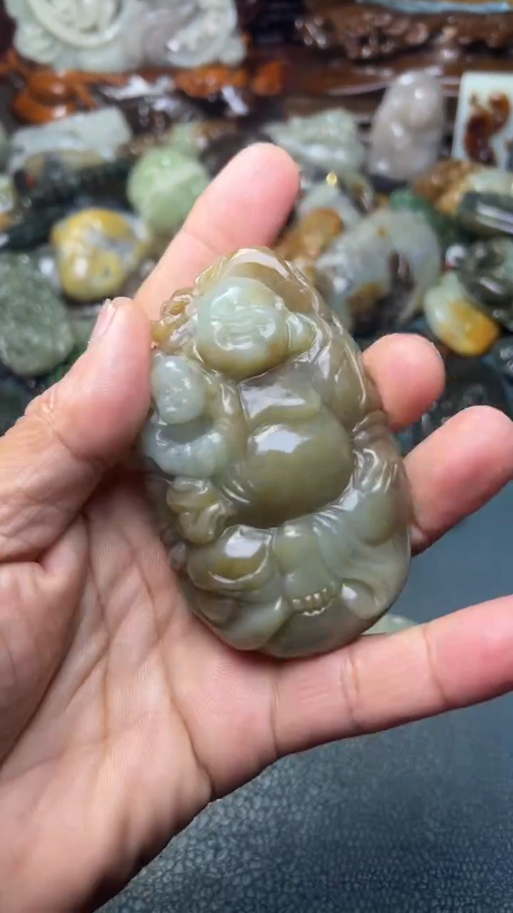 未镶嵌和田玉把件-