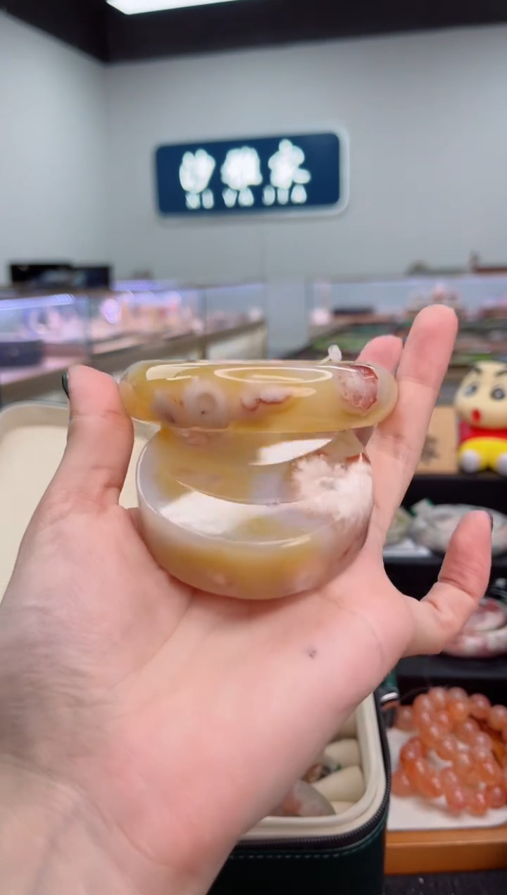 石英质玉手镯未镶嵌62圈口（赠品镯心）6237193