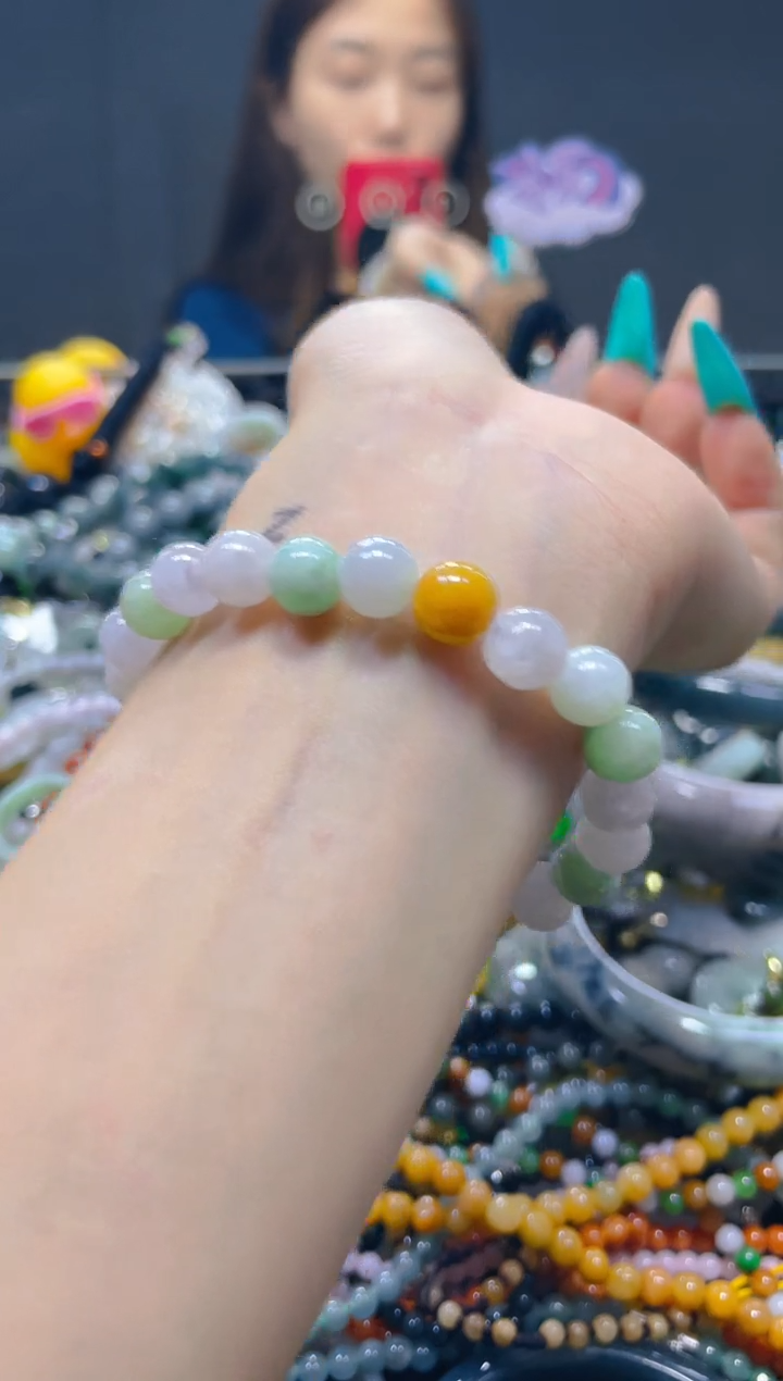 翡翠未镶嵌颈饰8MM/P/翡翠A货，一件也是批发价
