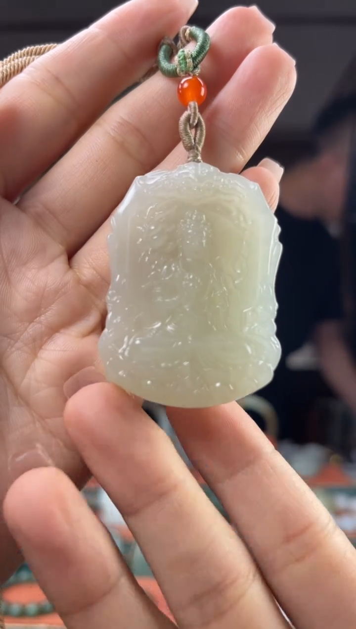 和田玉未镶嵌颈饰佩佩