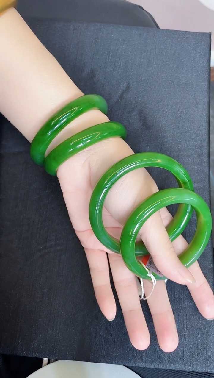 未镶嵌手镯和田玉多样性发一54-61圈口