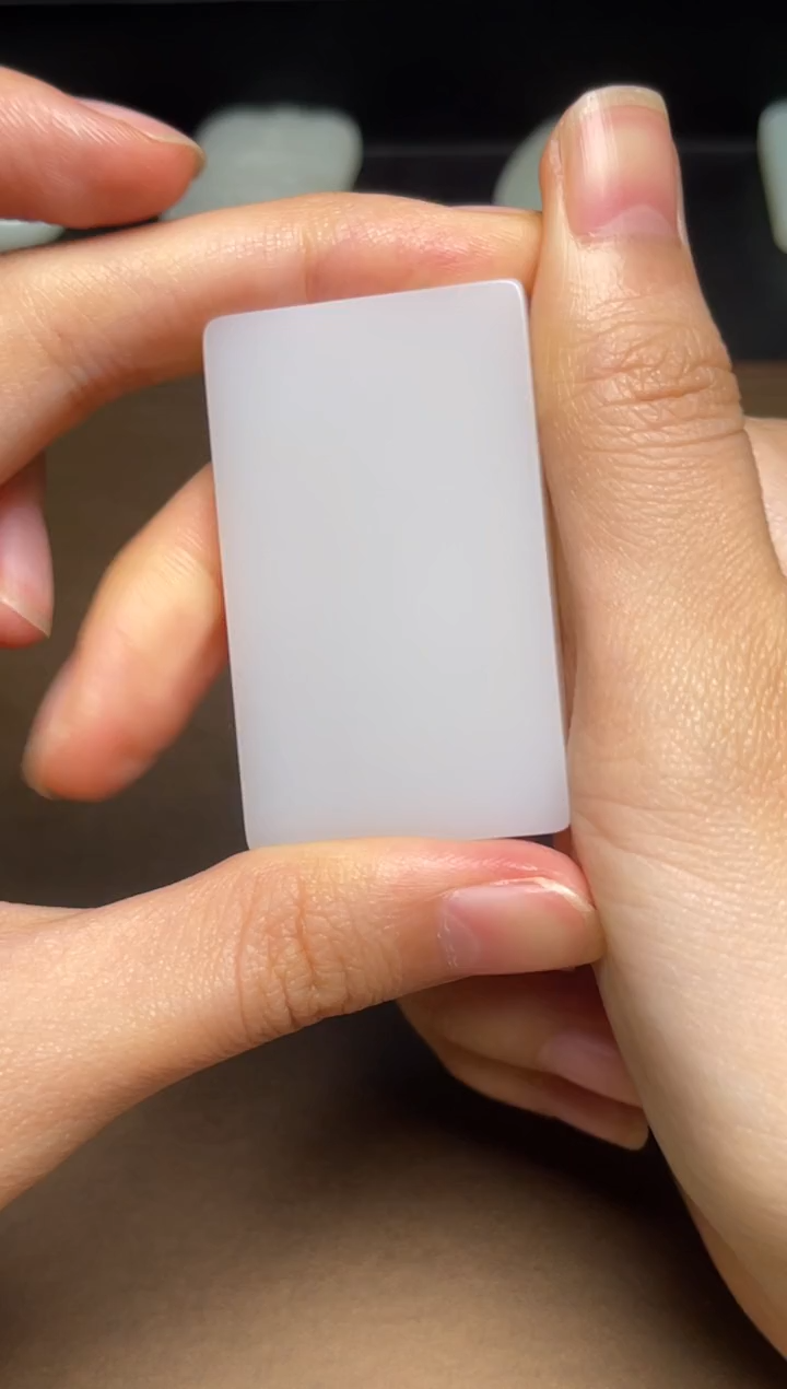 颈饰未镶嵌和田玉42 白厚