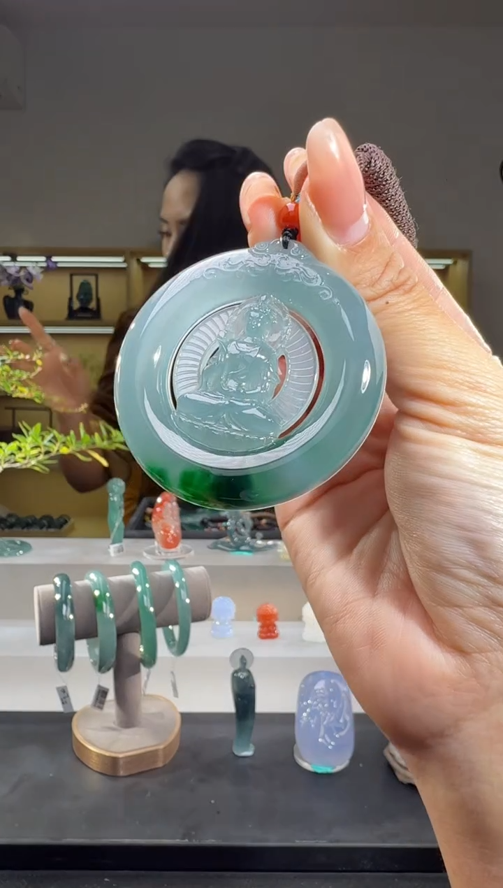 吊坠(不含链)未镶嵌翡翠观音
