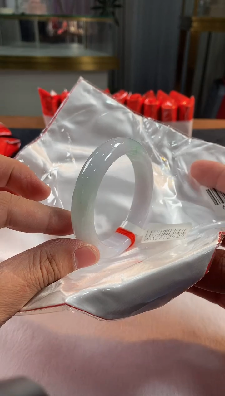 未镶嵌定制翡翠5073毛货不退不换 56-57圈