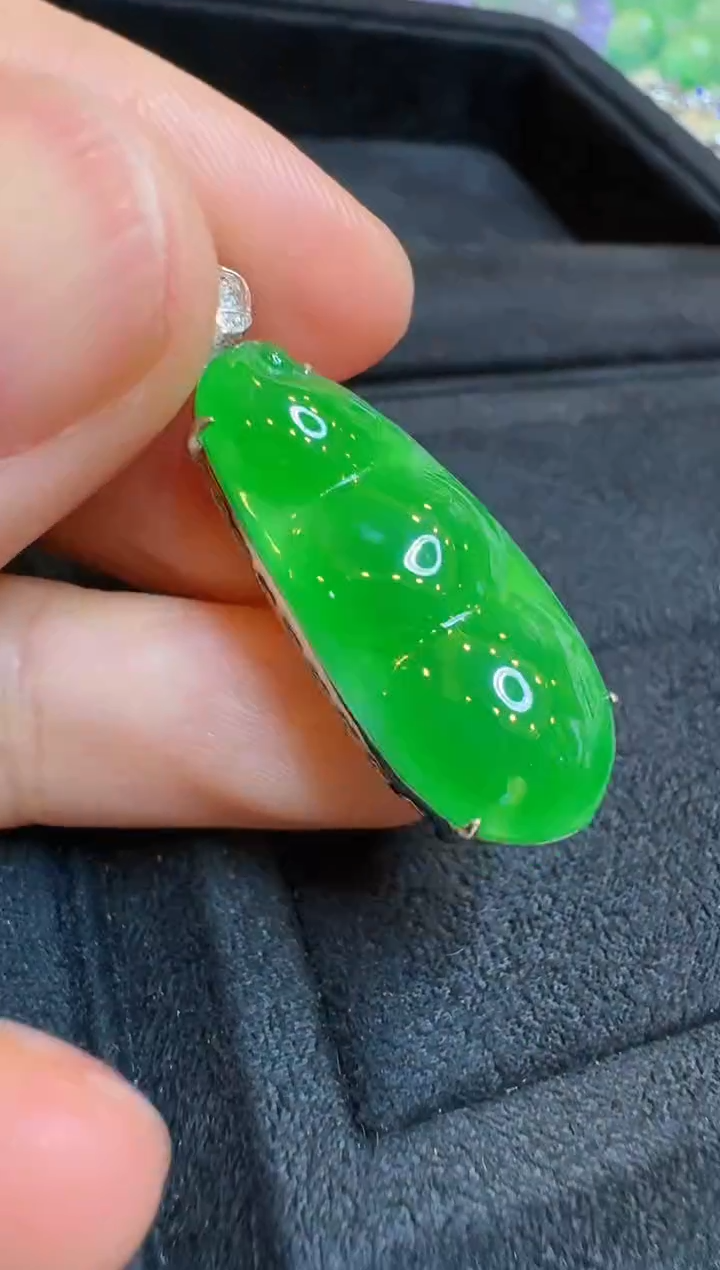 【闪购商品】翡翠吊坠(不含链)18K金镶嵌多样性团购发一件