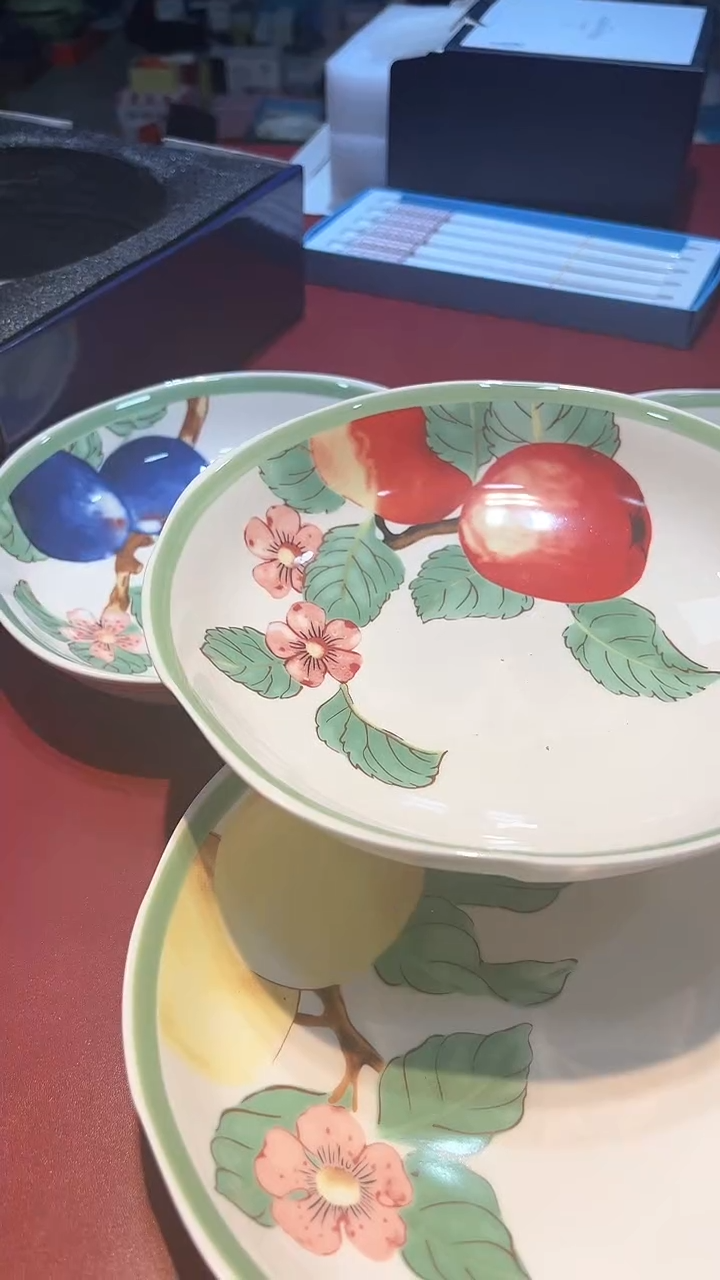 【闪购商品】瓷片锅碗瓢盆一件不剩