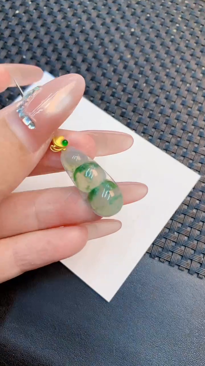 翡翠18K金镶嵌吊坠(不含链)1