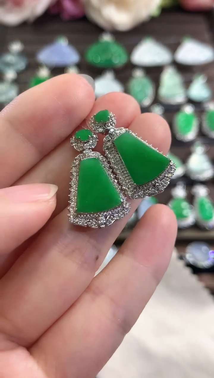 吊坠(不含链)18K金镶嵌翡翠d32 多样性一件发货