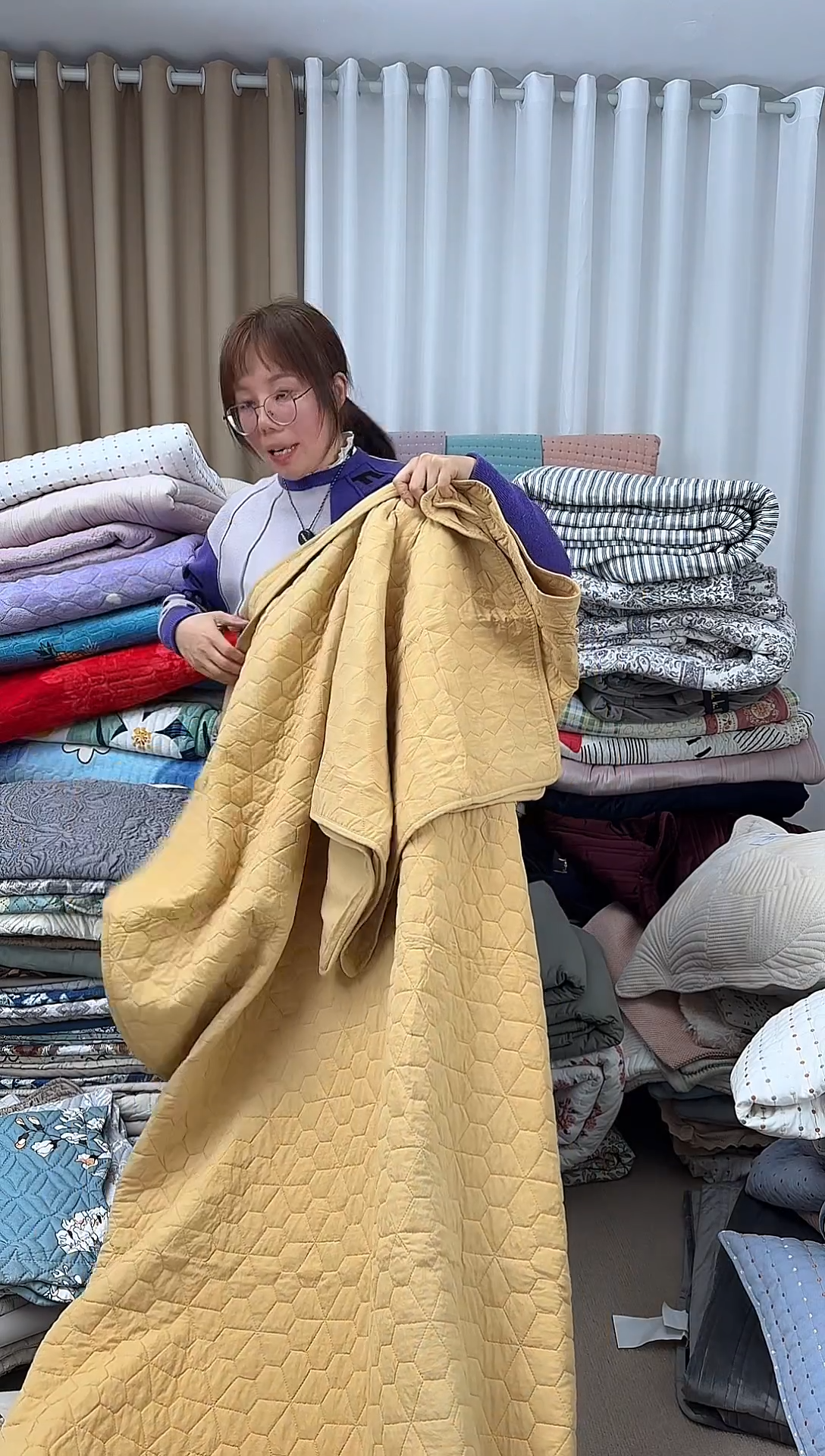 棉220*220床盖黄色