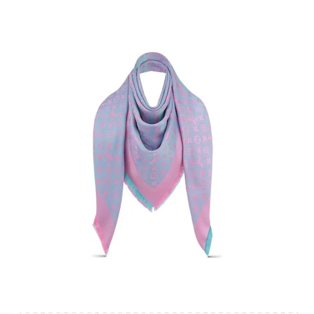 99新 LouisVuitton/路易威登 海囤 LV138*138/nu18467丝巾