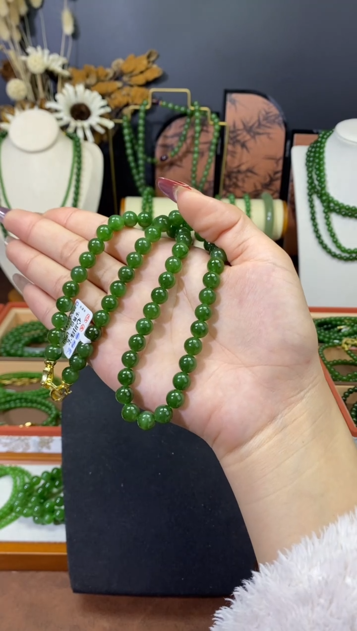 【闪购商品】和田玉（碧玉）颈饰未镶嵌8mm辣阳绿微黑