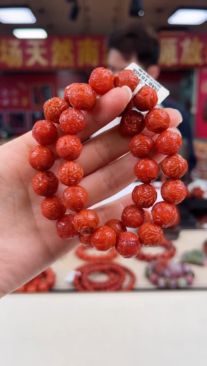 未镶嵌瓦西雕刻手串南红玛瑙（多样式发其一）